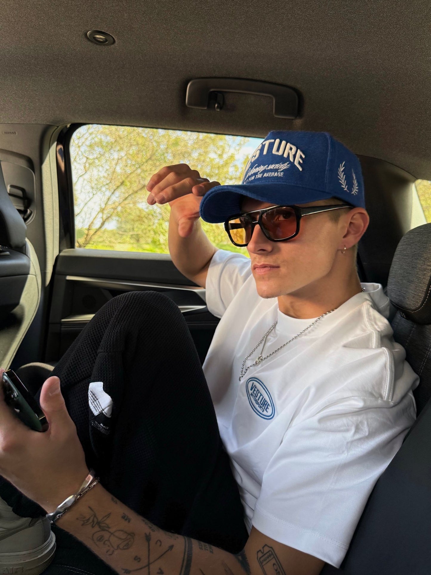 LIVING FAST TEE