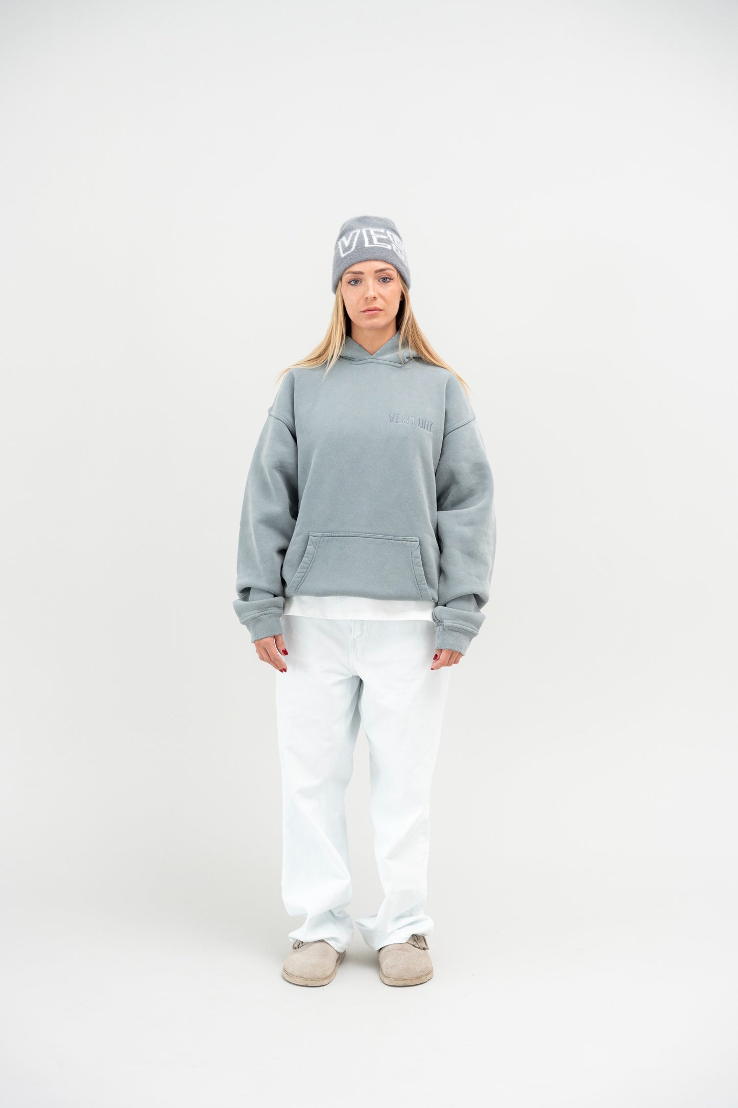 GREY EMBROIDERED HOODIE